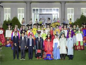 한국을 대표해 동아시아문화를 이어갈 도시를 찾습니다